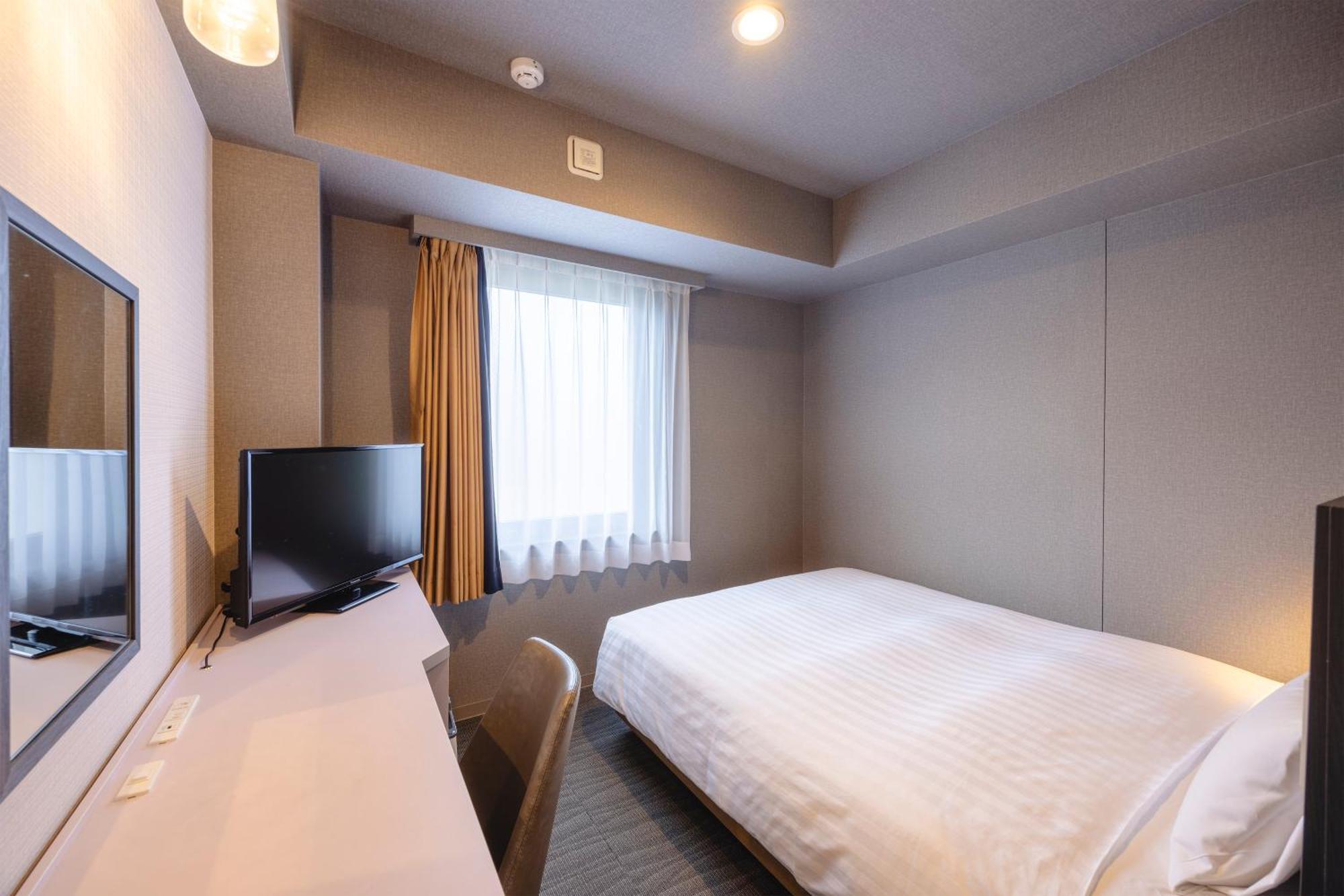 Hotel Wing International Shimbashi Onarimon Tokio Exterior foto